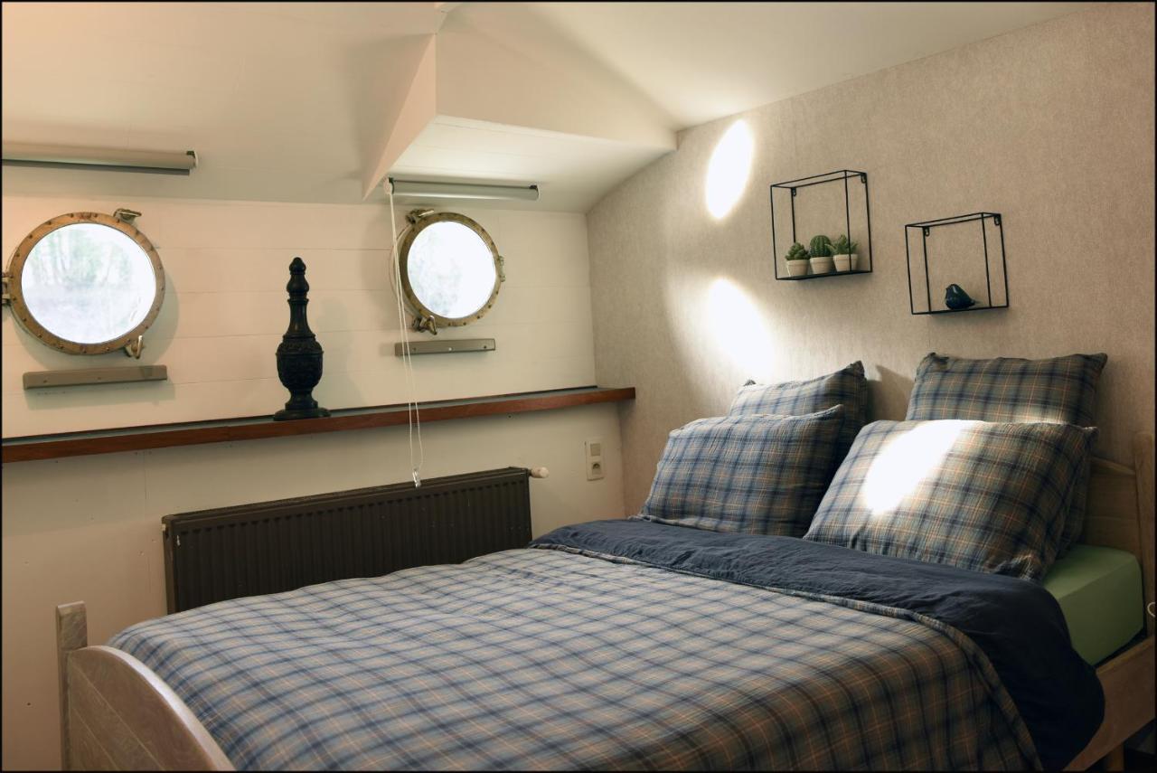 Peniche Rayclau Apartment Ronquieres ภายนอก รูปภาพ